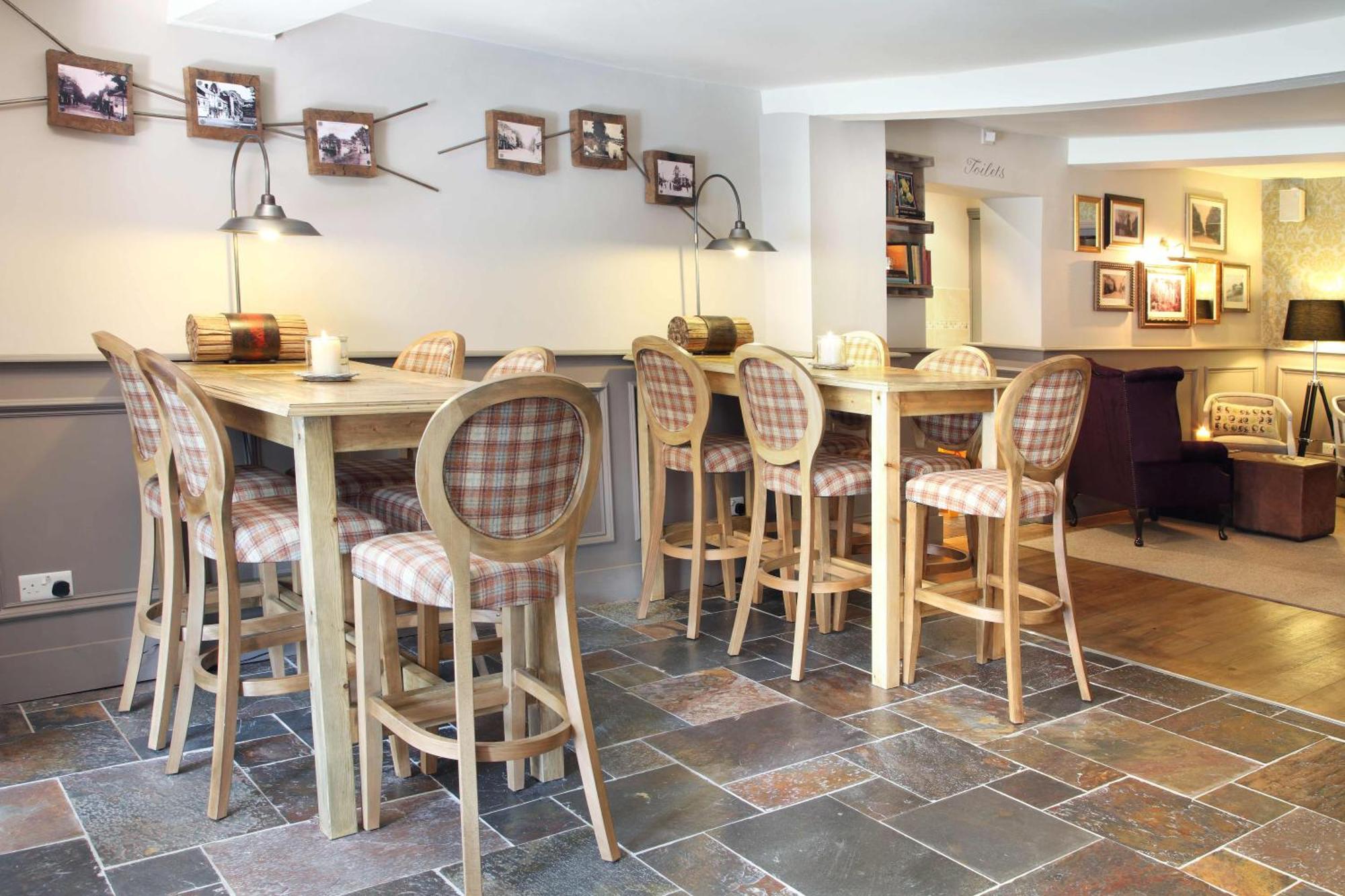Flower Pot Hotel Sunbury-on-Thames Екстериор снимка